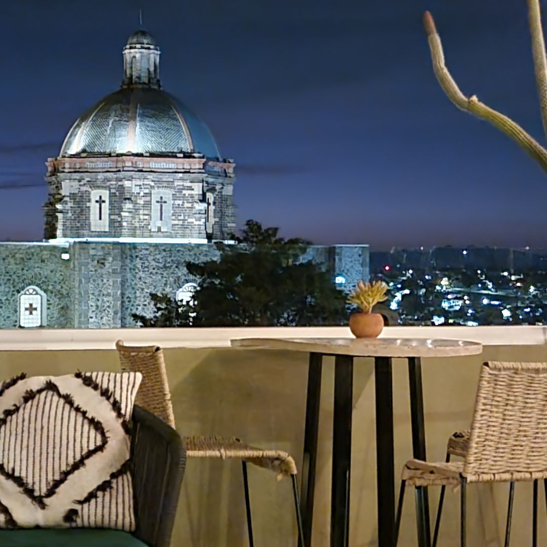 BekeB Rooftop BAR